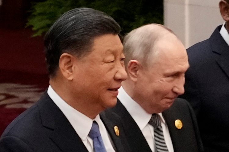 ロシア・プーチン大統領の北京訪問の成果は（左は習近平・中国国家主席。10月18日。Getty Images）