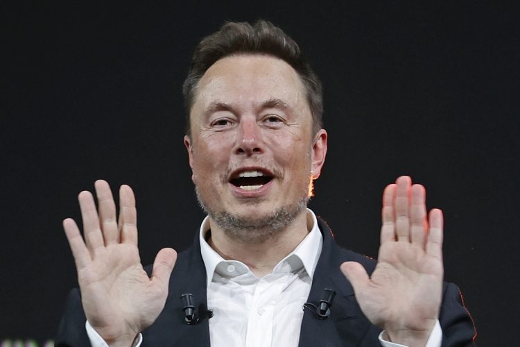 イーロン・マスク氏の言動には注意を払っておきたい（Getty Images）