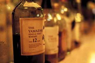 「まさかトリスまで…」国産ウイスキー価格高騰で愛好家たちに衝撃　響30年は20万円値上げ、トリスは1000円時代に