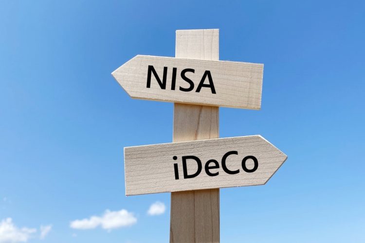 NISAとiDeCo、それぞれの仕組みを理解したうえで取り組みたい（写真：イメージマート）