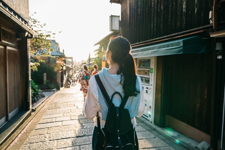 海外からの観光客が増えたことで、ホテル代も高騰している（写真：イメージマート）