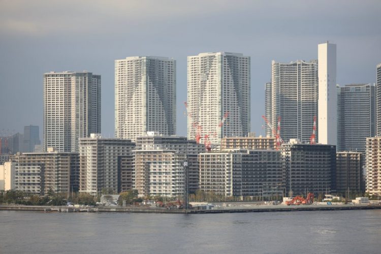 晴海フラッグ周辺にはタワーマンションが林立する（写真：時事通信フォト）