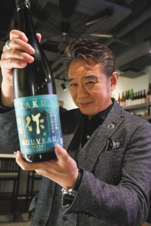 三重県の「作 新酒 純米大吟醸 SAKE  NOUVEAU」（清水清三郎商店）も毎年、ラベルが変わる