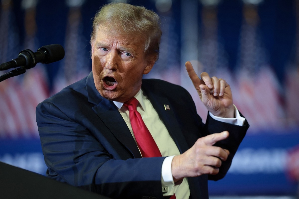 トランプ大統領選挙 初当選翌日の新聞 USA TODAY 草臥れ 11.10.16