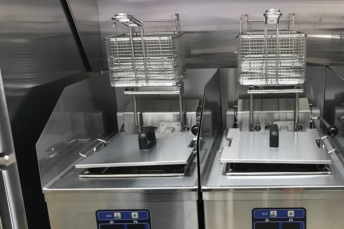 業務用フライヤー コンビニ等に