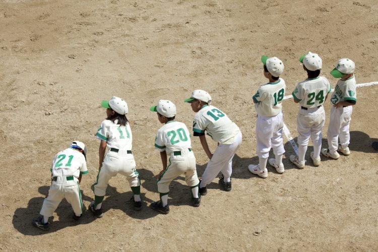 いまどきの学童スポーツの指導者にはさまざまな苦労が（写真：イメージマート）