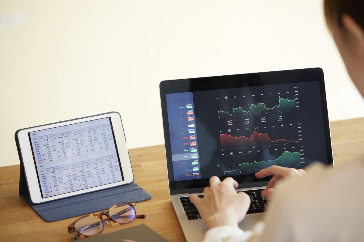 資産150億円・片山晃氏が考える個人投資家の“勝ち筋” 「数字の分析よりもその先のストーリーを読むことに投資の付加価値を見出す」 | マネーポストWEB