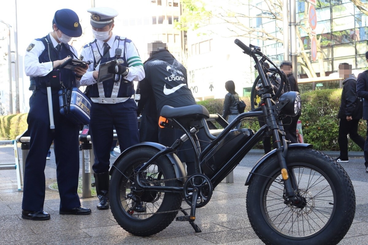 モペット（フル電動自転車）が免許不要の対象ではない理由｜特定