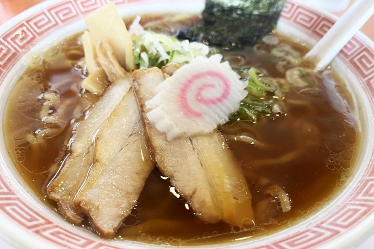 ラーメン店のスープは飲み干すのがマナーなのか？（イメージ）