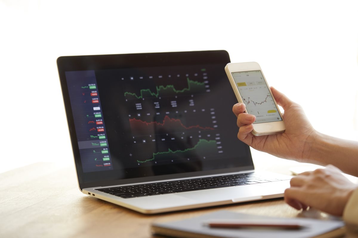 今より高値になったら買う「逆指値の買い」注文はどこで使うか？ エヌビディアなど高値更新への弾みがついた銘柄を逃さない強み | マネーポストWEB