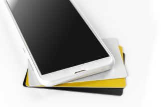没後に家族に迷惑をかけないための「スマートフォン」の生前処理　検索履歴、LINEのやりとり…“知らないほうがいい情報”だらけのスマホをどう遺すか