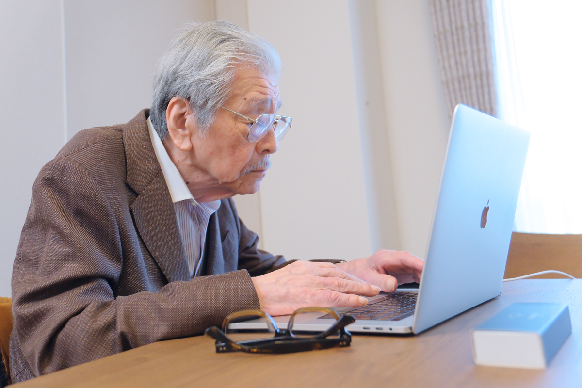 【筒井康隆氏（90）独占告白・全文公開1】頸椎負傷と入院生活を経て「老人ホーム入居」を決意するまで 施設に「パソコンだけ」持ってきた理由 | マネーポストWEB