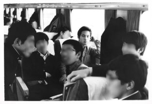 人吉高校2年生の橋本英二氏を写した1枚