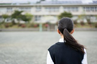 受験に苦労して入学した私立中学を退学する事情とは？（写真：イメージマート）