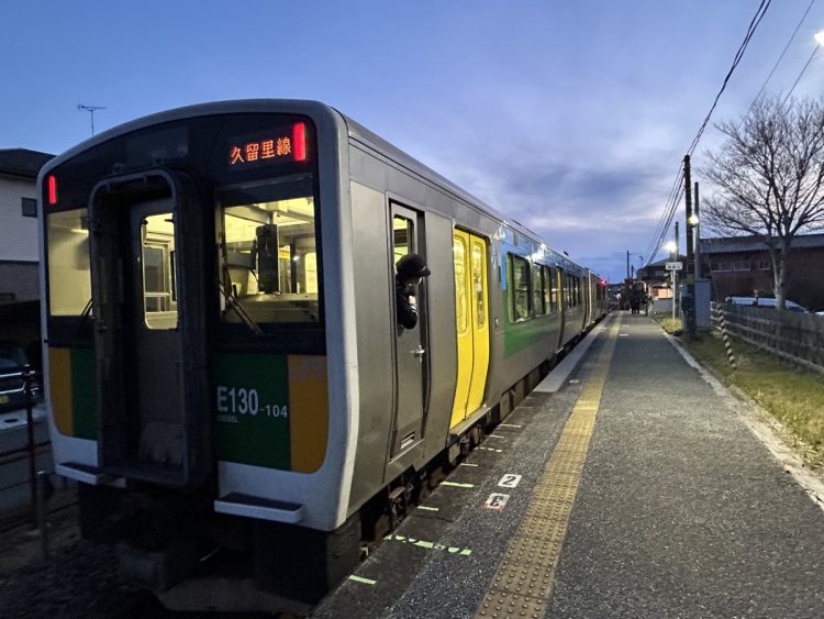 木更津の2つ手前の上総清川駅で下車し、駅の近くにあるイタリア料理店「ブォーナフォルトゥーナ」へ