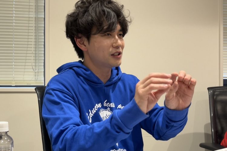 高校時代の偏差値は37だったが、1年間の浪人を経て早稲田大学に入学したびーやま氏