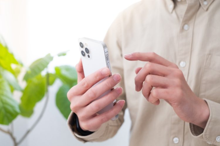 LINEを流出しないようにさせる方法はあるのか(写真:イメージマート)
