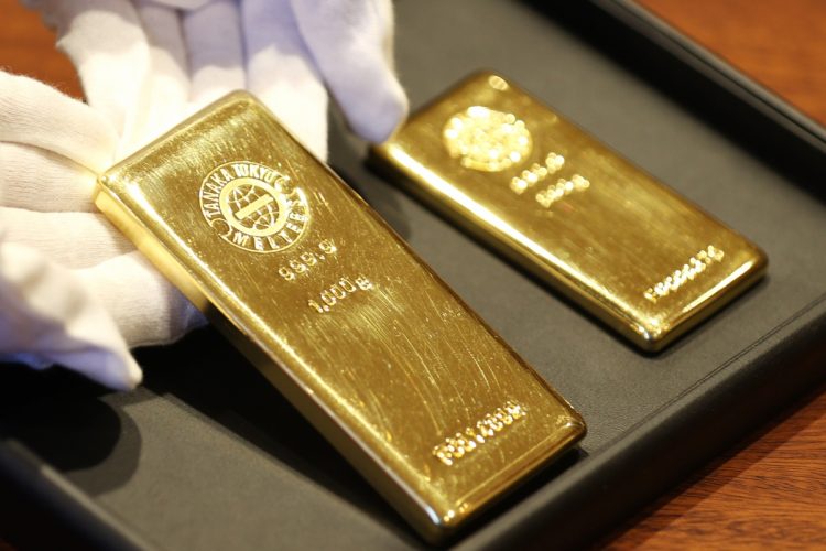 最高値圏で推移する金価格の行方は(時事通信フォト)