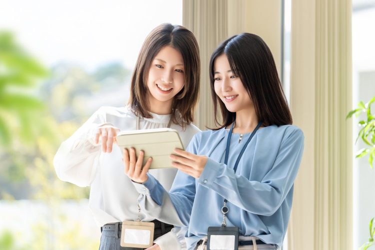 会社のPR動画や新入社員紹介動画などへの参加は断ってもよいのか（イメージ）