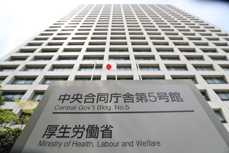 厚生労働省もスキマバイトのトラブルを問題視している