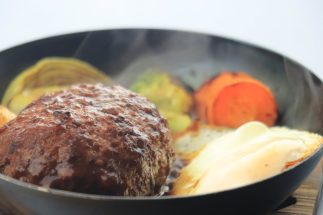 消費者が中国産食品を口にする機会は多い（写真：イメージマート）