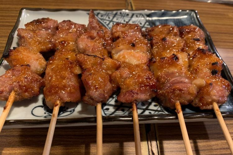 クセになること間違いなしのカシラの味噌焼き