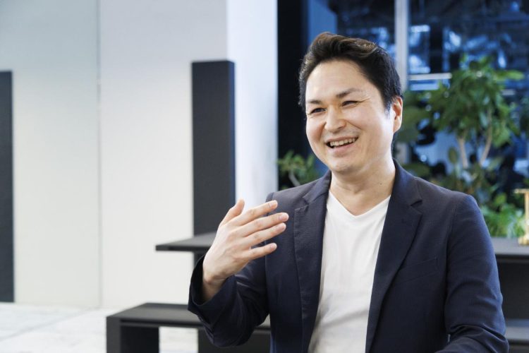 大きな痛手を受けても「不思議なくらい『やめよう』とは思いませんでした」と語る天間氏