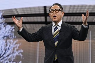 【自動車業界の高額役員報酬実名ランキング30】トヨタ・豊田章男会長は19億円超、業績悪化の日産も5人がランクイン