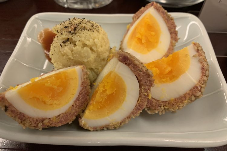 缶詰を使った店主オリジナルつまみの定番がこれ