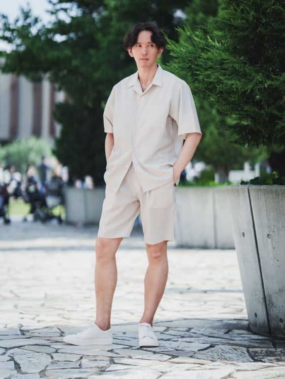 ビジネスシーンを想定した青山商事の「ハーフパンツ」全身コーデ
