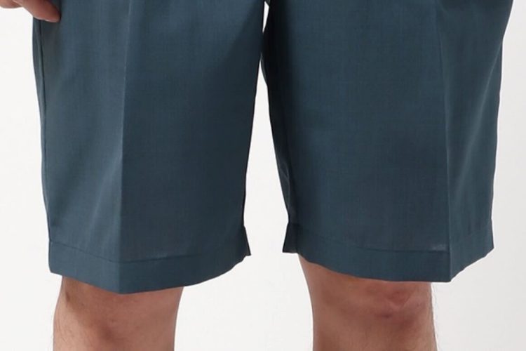 夏のビジネスウェアとしてハーフパンツは定着するか