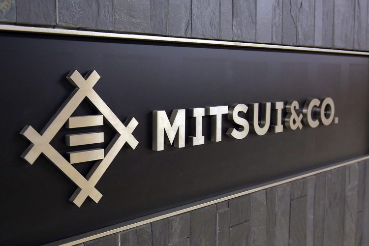 大手総合商社や半導体関連企業が上位にランクイン(時事通信フォト)