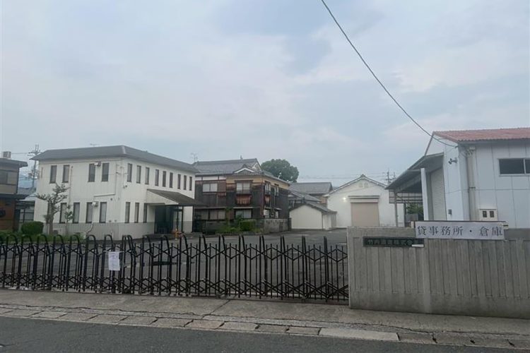 廃業に追い込まれた「竹内酒造」（筆者撮影）