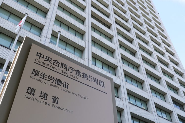 厚労省の対応も歯切れが悪い
