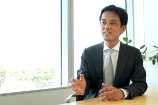 コンサルに特化した転職エージェント「ムービン・ストラテジック・キャリア」シニアパートナーの久留須親氏
