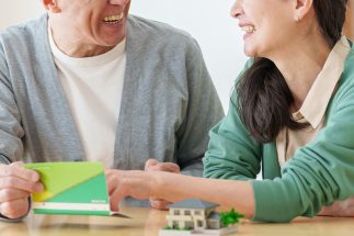 【老後資金の増やし方】働き方、年金の受け取り方、無駄な固定費の見極め、不用品を高く売る方法…資産を増やせるか、枯渇させてしまうかの“分かれ目”を徹底解説