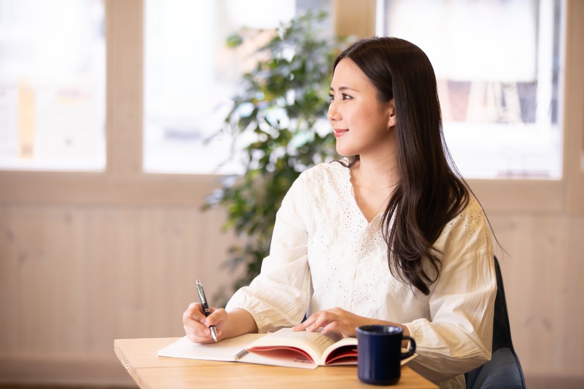 大人の勉強法で意識すべきことは？（イメージ）