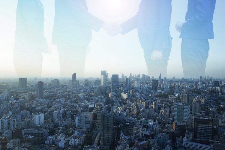 ファームの違いによる年収の差はなぜ生まれるのか（写真：イメージマート）