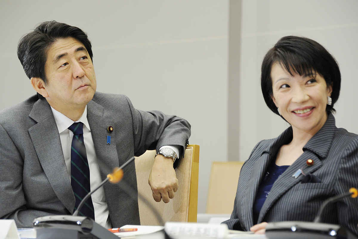高市早苗氏が目論む“アベノミクスの再現”に潜む大きなリスク 最悪の