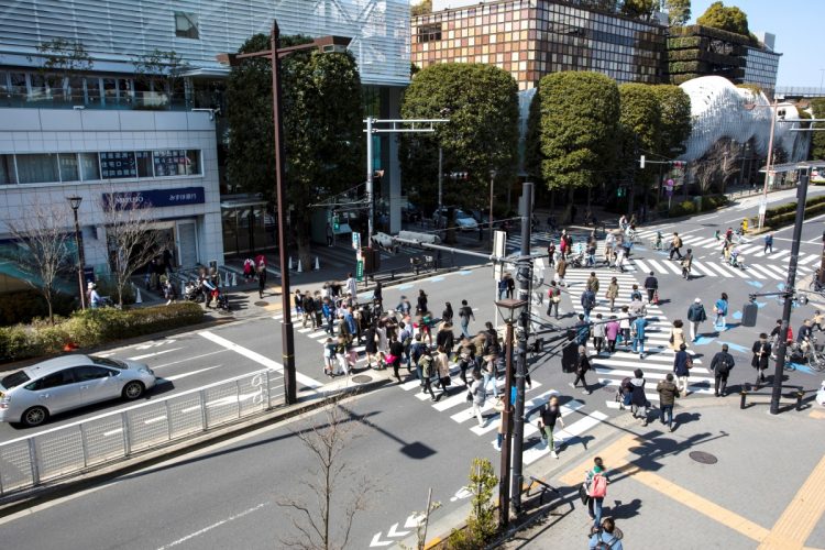 “遊びに行く場所”や“働きに行く場所”としての性格が強まっている駅も(二子玉川/写真:イメージマート)