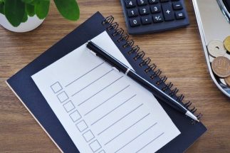 ADHDの人が抱える「優先順位がつけられない」という困りごとの解消法　タスクを書き出し時間軸・重要軸に分けて整理、周りの人の助けを借りて「仕組み化」しよう