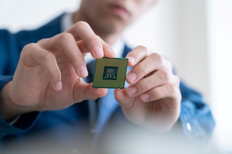 AIチップへの需要は依然高い（写真：イメージマート）