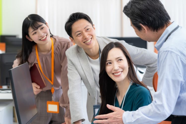 悪気のない発言がハラスメントにつながる可能性も（写真：イメージマート）