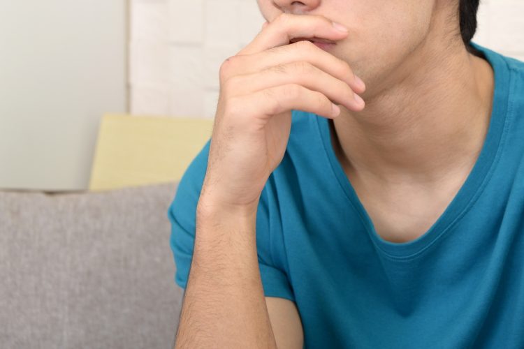 オーナーや管理会社に連絡した方がよいのか（イメージ）