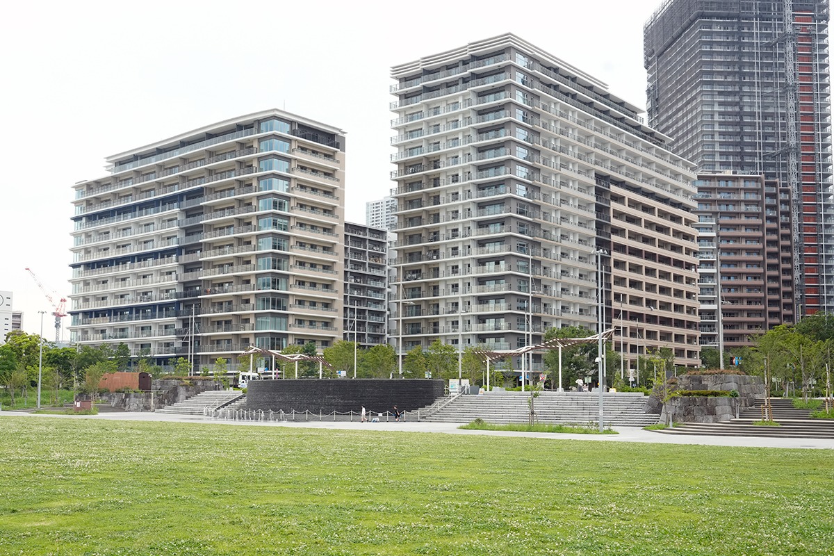 晴海フラッグを投資目的で6戸購入した中国人が脱税ですべて差し押さえられる事件も(時事通信フォト)