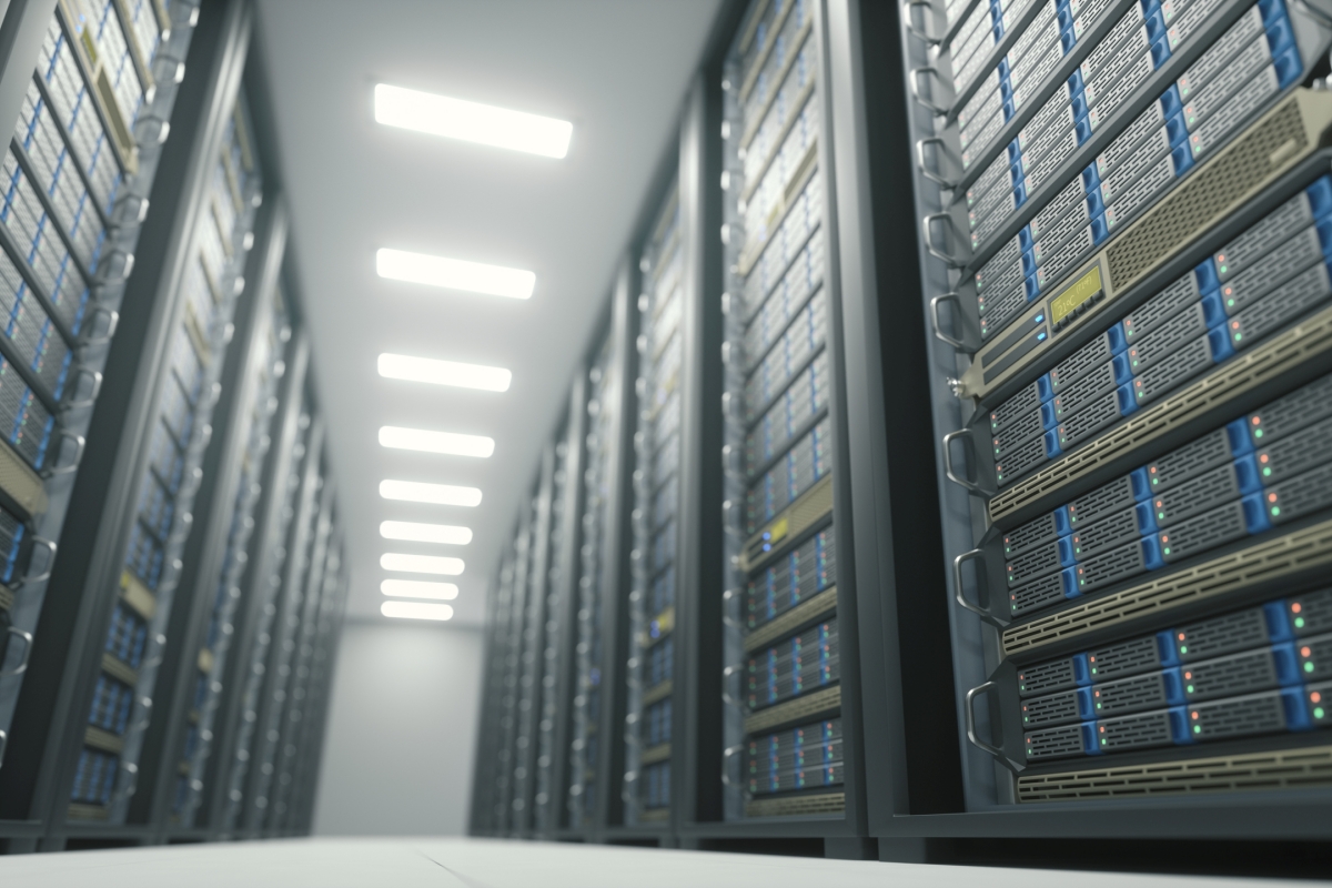 セキュリティ関連は株式市場で有望テーマとして注目されている（写真：イメージマート）