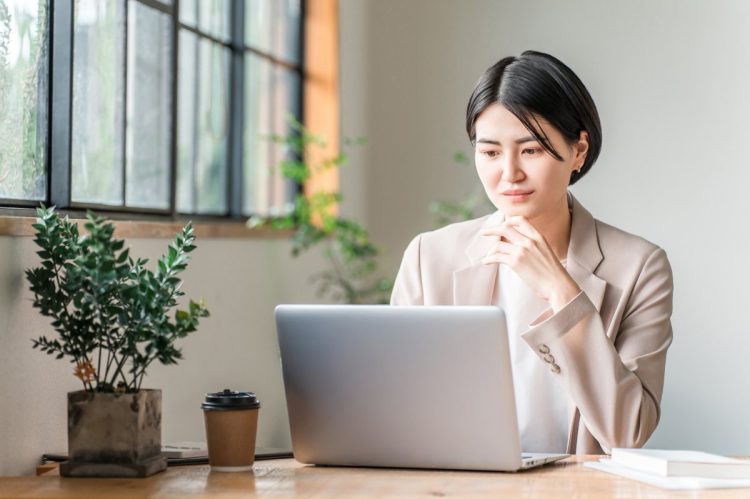 相手の心を動かす言葉を作るには？（イメージ）