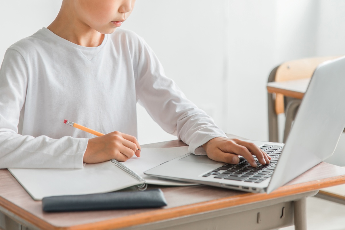 教育における生成AI利用のメリット・デメリットとは(イメージ)