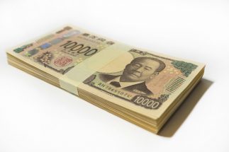 《借金で壊れる人間関係》「知人女性に貸した140万円を踏み倒された」その女性の訃報に接した50代男性の偽らざる本音「ご冥福を…と言いたいところですが」