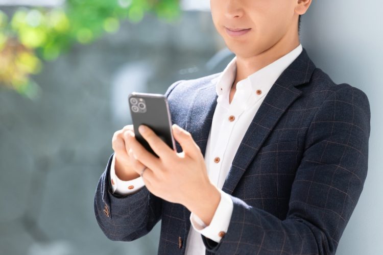 『会社四季報』の活用法は投資家によって様々（写真：イメージマート）